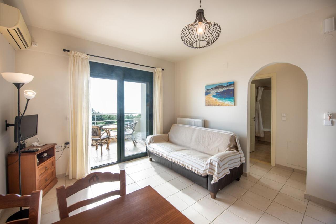 Portela Apartments Kampoula ケラトカンボス エクステリア 写真