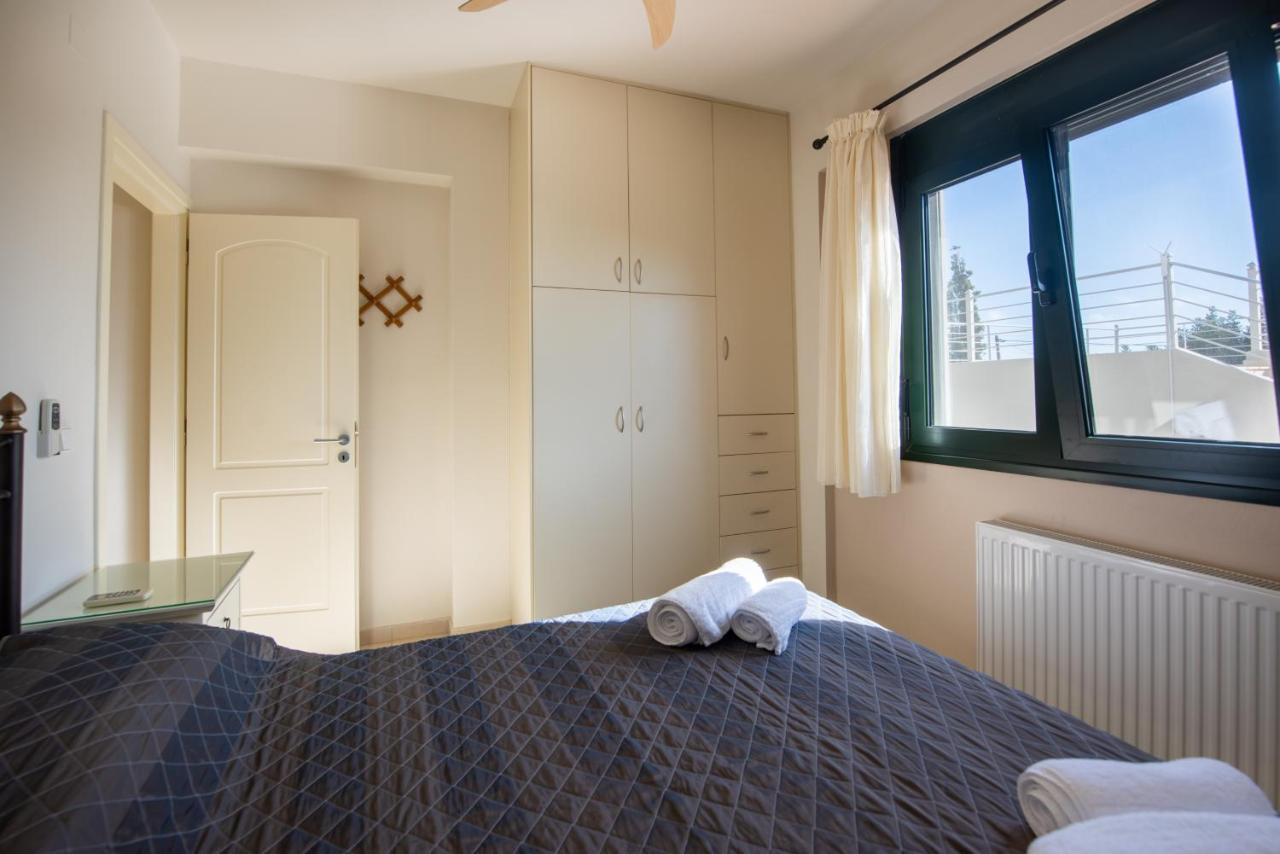Portela Apartments Kampoula ケラトカンボス エクステリア 写真