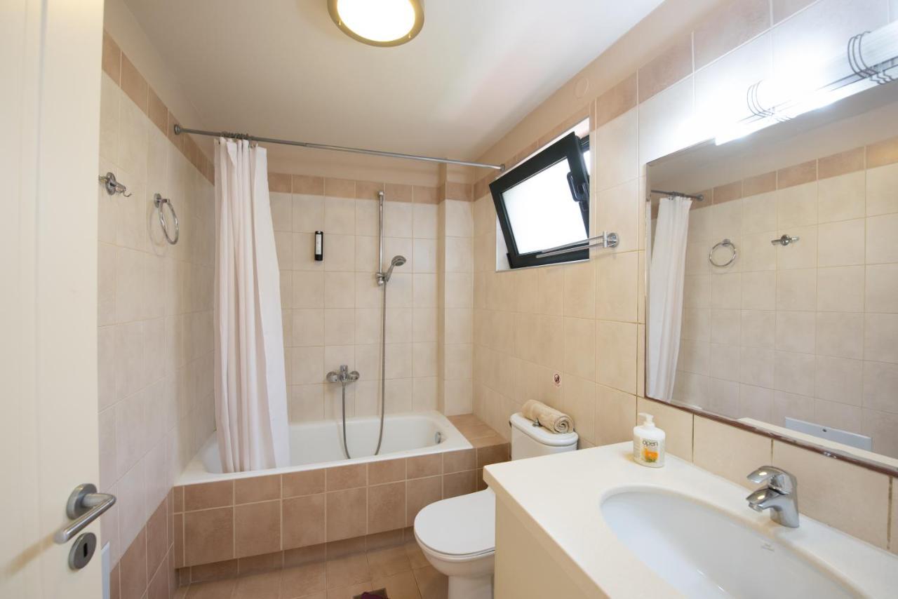 Portela Apartments Kampoula ケラトカンボス エクステリア 写真