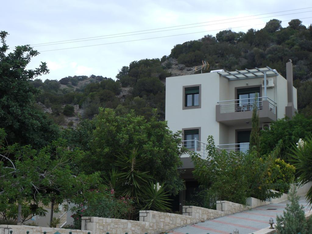 Portela Apartments Kampoula ケラトカンボス 部屋 写真