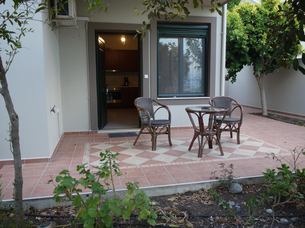 Portela Apartments Kampoula ケラトカンボス 部屋 写真
